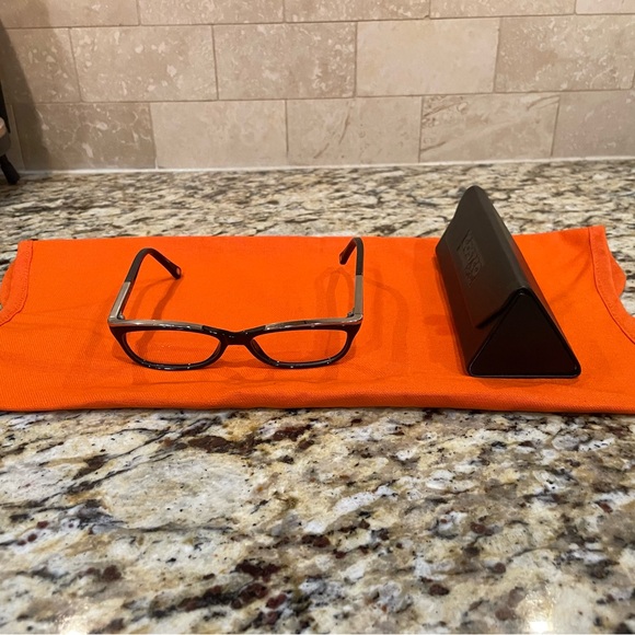 Micheal Kors rx prescription glasses with case. - Picture 7 of 8